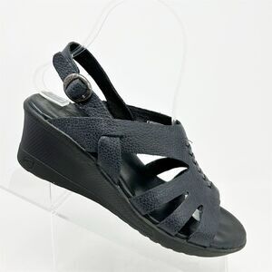 KEEN Elizabeth Women's Black Leather Slingback Wedge Sandals Size 6 Summer